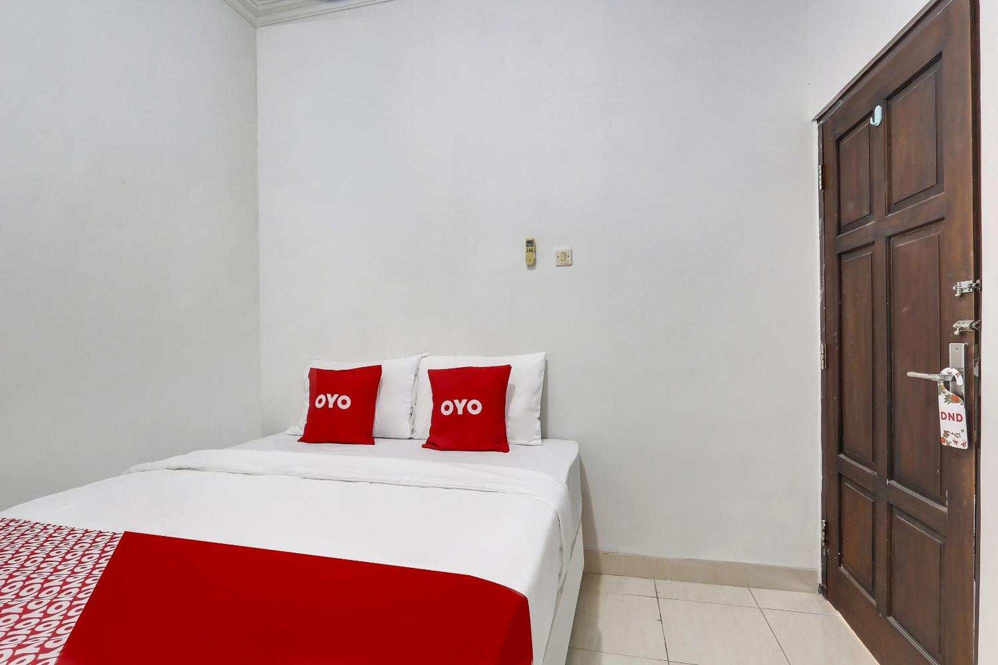 OYO 91082 Nathania Exclusive Sleman  Zewnętrze zdjęcie